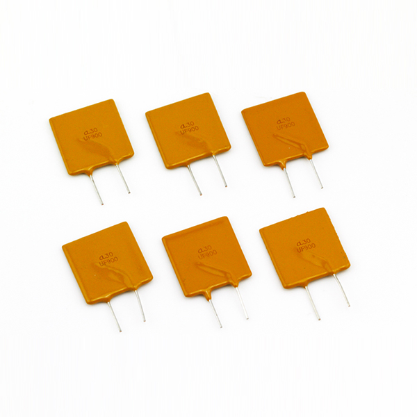 JDTFUSE 9A /30V 插件可恢復保險絲